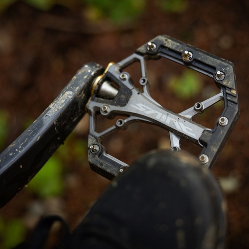 SHIMANO ( シマノ ) フラットペダル SAINT フラットペダル | 自転車