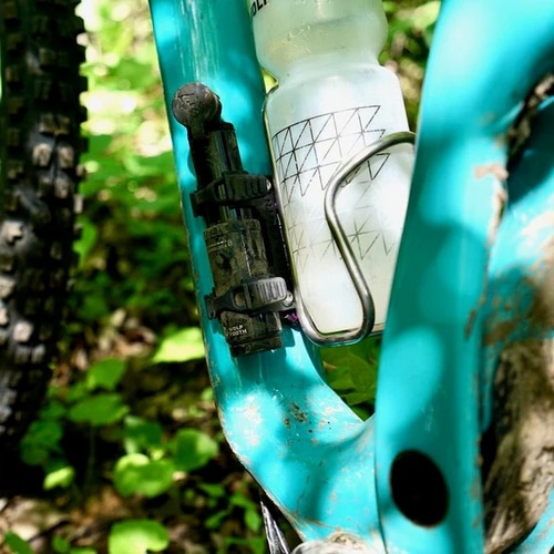 WOLFTOOTH ( ウルフトゥース ) 携帯用ポンプ ENCASE PUMP FOR CLIK VALVE ( エンケース ポンプ クリックバルブ専用 ) 40CC