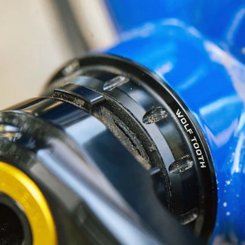 WOLFTOOTH ( �E���t�g�D�[�X ) BB�i�{�g���u���P�b�g�j T47 EXTERNAL BOTTOM BRACKET ( T47 �G�N�X�^�[�i�� �{�g���u���P�b�g ) �I�����W T47EXT/24MM