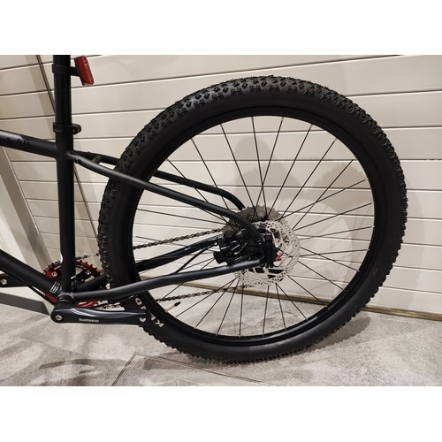 FUJI ( フジ ) クロスバイク TALAWAH ( タラワ ) マットブラック 15 ( 適応身長目安165cm前後 ) 【店舗オリジナル完成車】