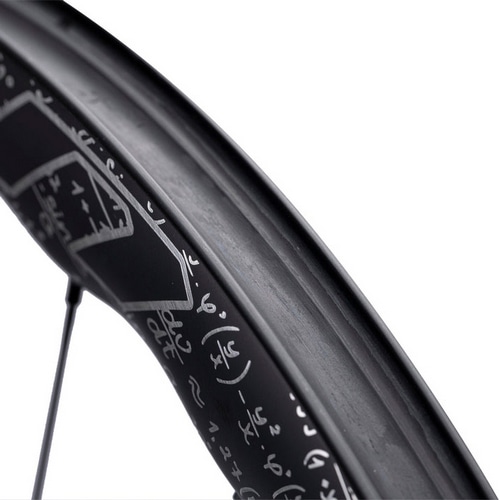 WINSPACE ( �E�B���X�y�[�X ) ���[�h�o�C�N�p�z�C�[��(�f�B�X�N�u���[�L�p) UNAAS HARD 2 ( �E�i�X �n�[�h2 ) �}�X �}�g���b�N�X �O��Z�b�g / �V�}�mHG / 700C(622-����21.4mm)[�^�C�����ڈ�:25-28mm]