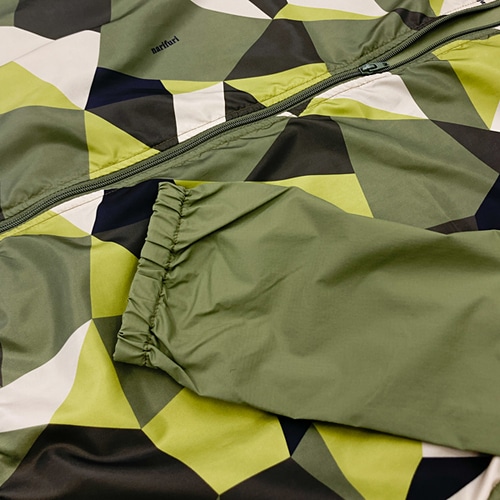 Nari-Furi ( ナリフリ ) ウィンドブレーカー パッカブルウィンドブレーカー グリーン カモ L