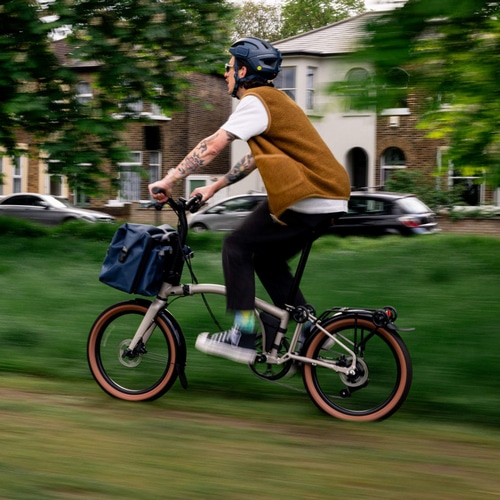 BROMPTON ( uvg ) ܂肽ݎ] G Line with Roller Frame ( GC [[t[ t ) 8-speed gC_Xg zCg M (gڈ168-183cm)