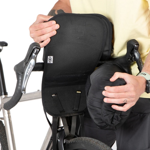RESTRAP ( リストラップ ) フロントバッグ/ハンドルバッグ HOLSTER BAR BAG PLUS ( ホルスター バーバッグ プラス ) 18L