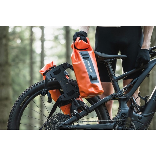 AEROE ( �G���G ) ���A�o�b�O�E�L�����A�o�b�O HEAVY DUTY DRYBAG ( �w�r�[ �f���[�e�B�[ �h���C�o�b�O ) �I�����W 8L
