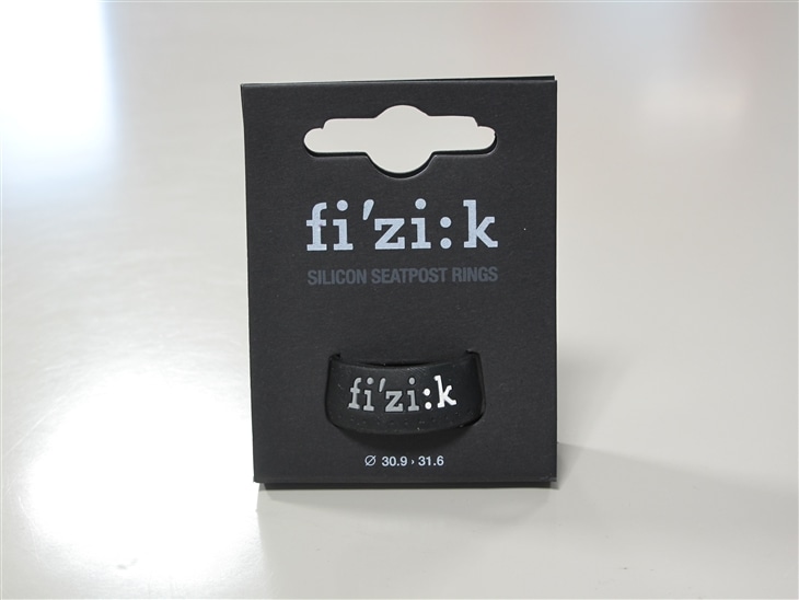 fi'zi:k ( フィジーク ) シリコンシートポストリング ブラック 30.9-31.6