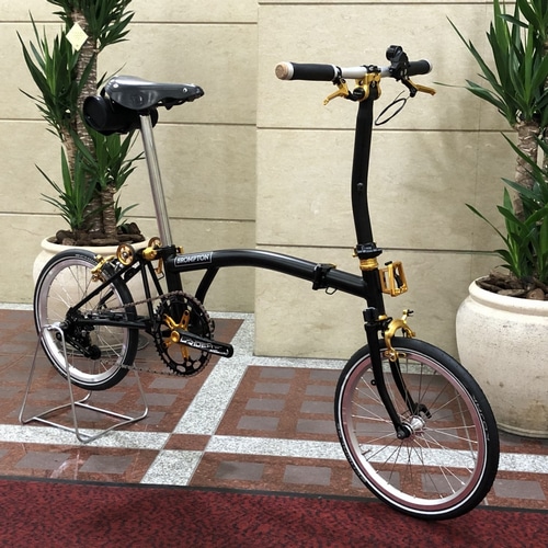 金色の自転車 店舗(ショップ)ディスプレイ・イベントにも - 自転車本体