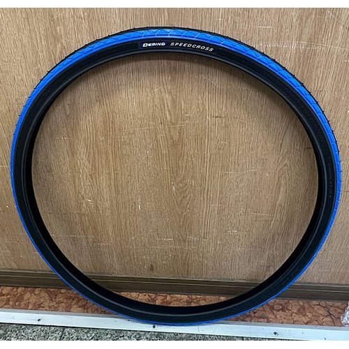 サクヤトレカ サギサカ クリンチャー カラータイヤ ブラック/ブルー 700X35C