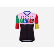 TREK ( �g���b�N ) �����W���[�W FIRST 50 CYCLING JERSEY ( �t�@�[�X�g 50 �T�C�N�����O�W���[�W ) �u���b�N/���C�g�s���N M
