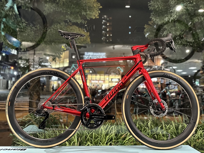 Wilier Triestina ( �E�B���G�[�� ) ���[�h�o�C�N VERTICALE SLR ������ SHIMANO DURA-ACE DISC Di2 / MICHE KLEOS RD 50 �d�l ( ���F���e�B�J�[�� �G�X�G���A�[�� ) ���F���x�b�g���b�h M ( �g���ڈ�175cm�O�� )