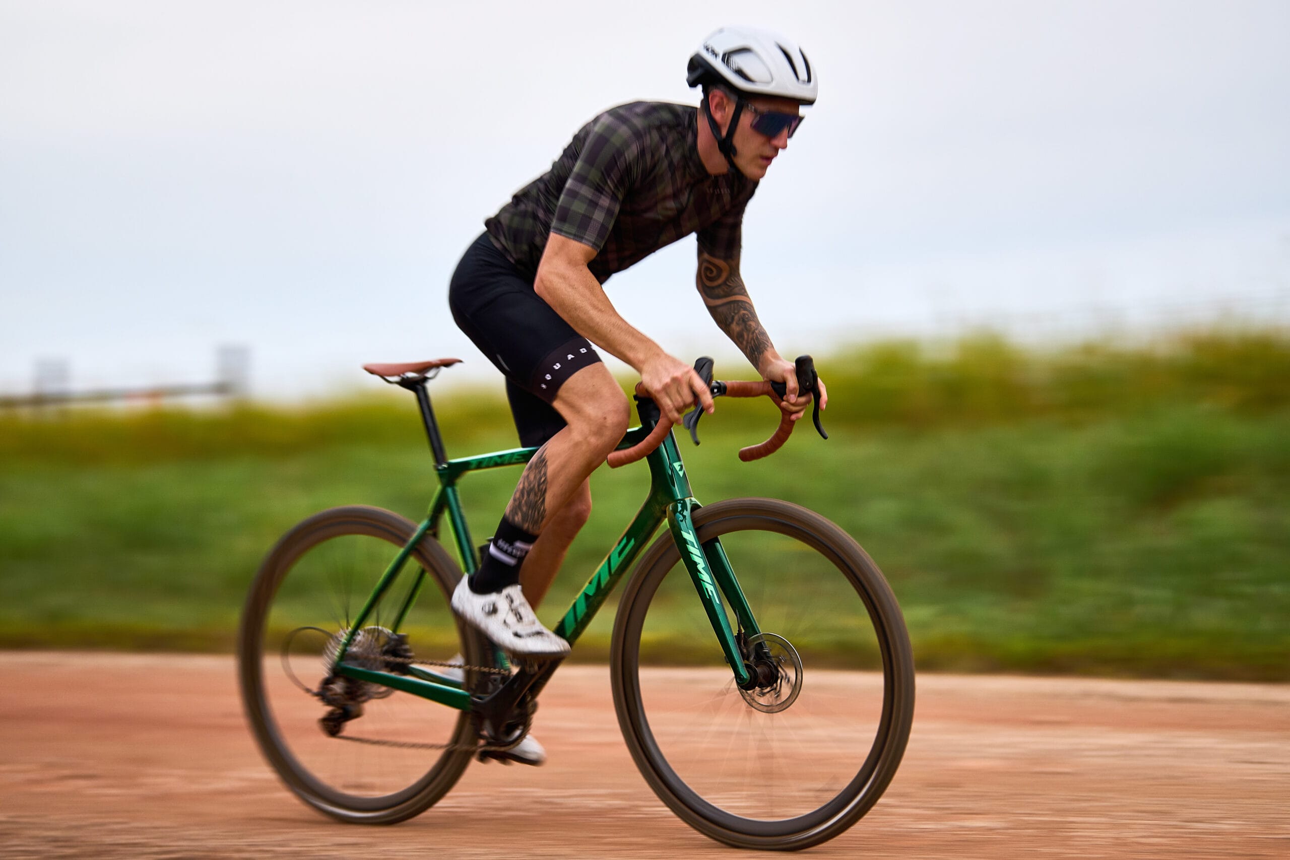 TIME初のグラベルバイク