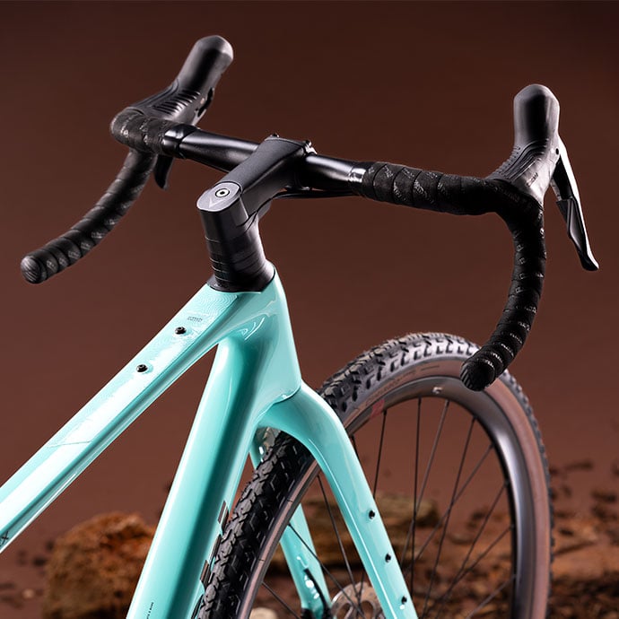 BIANCHI ( ビアンキ ) グラベルロード ARCADEX COMP GRX610/822