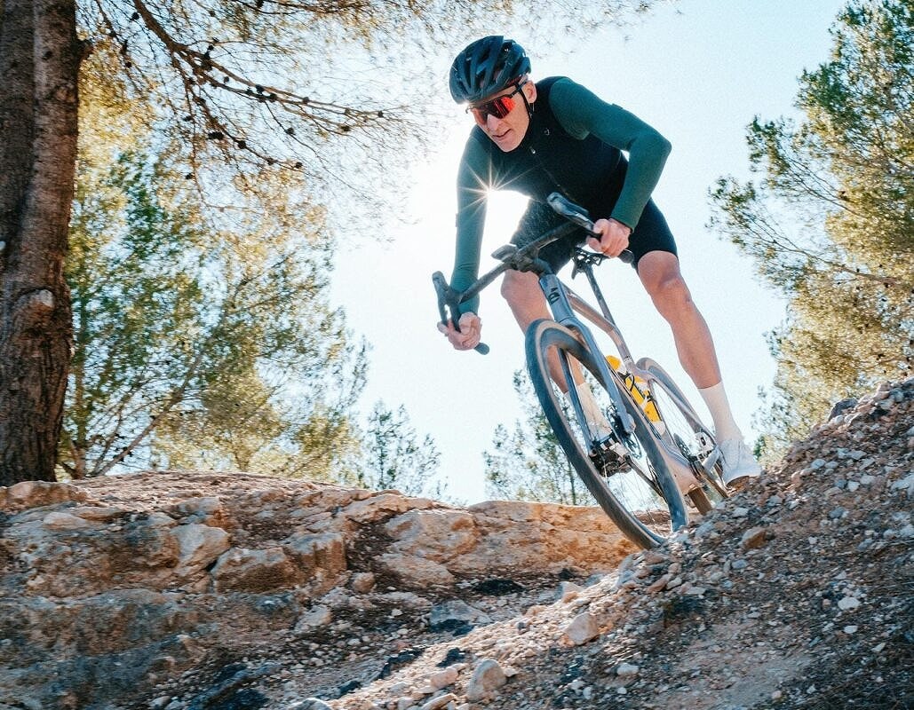 MIXED & MATCHED TIRE GEO