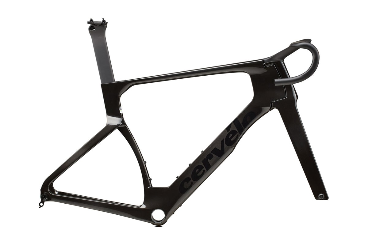 FIVE BLACK (�t�@�C�u�u���b�N)