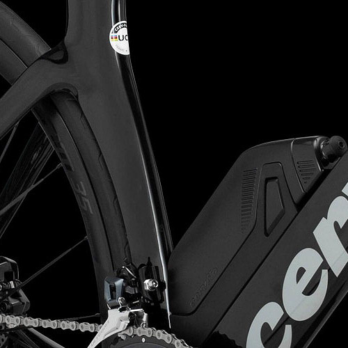 より広範囲なシートチューブカットアウト