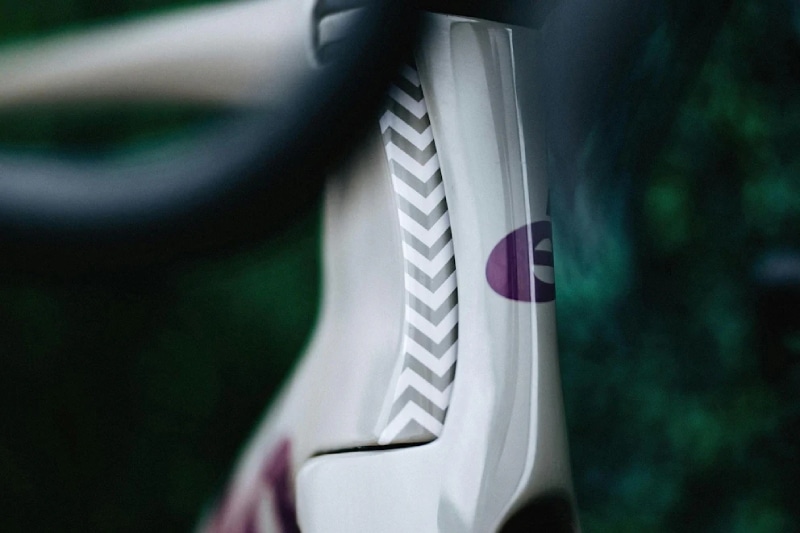 THE BAYONET「なぜ、ベイオネット構造なのか?」