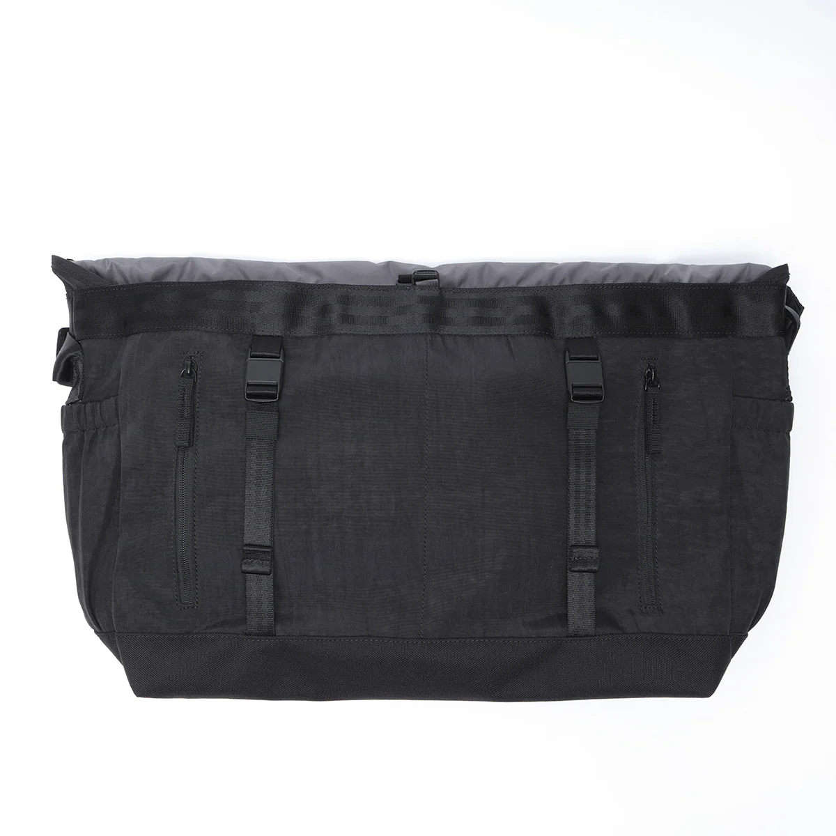 CHROME ( クローム ) メッセンジャーバッグ COURIER FLAP MSNGR 20L