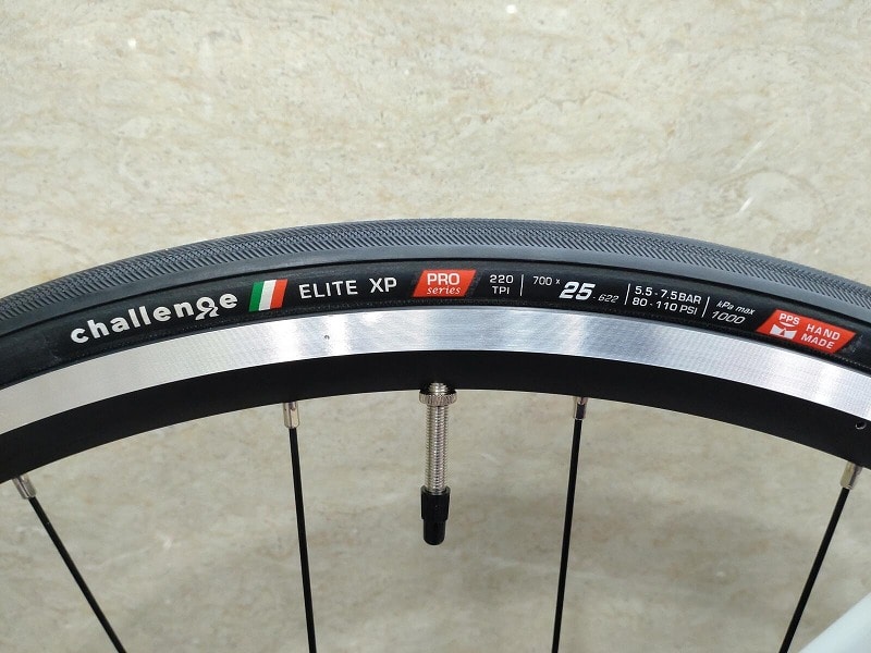 COLNAGO ( コルナゴ ) ロードバイク CLX 大阪本館オリジナル完成