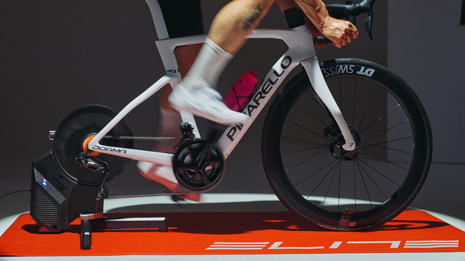 ■美品！Elite サイクルトレーナー/ワイヤレス/ Wireless ELITE ( エリート ) スマートトレーナー RIVO WITH ZWIFT COG AND
