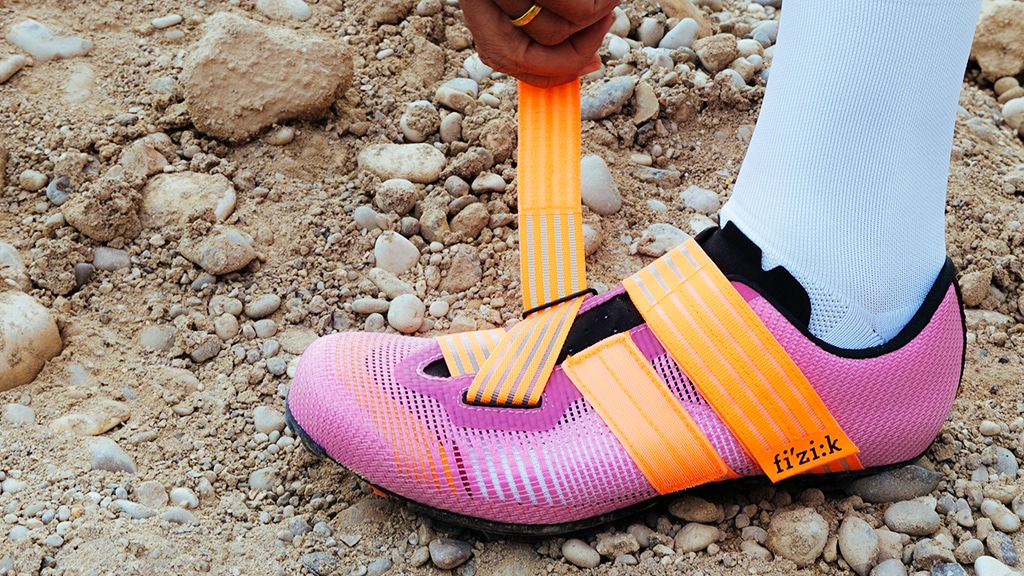 flowerプロフ fi'zi:k ( フィジーク ) ビンディングシューズ VENTO POWERSTRAP