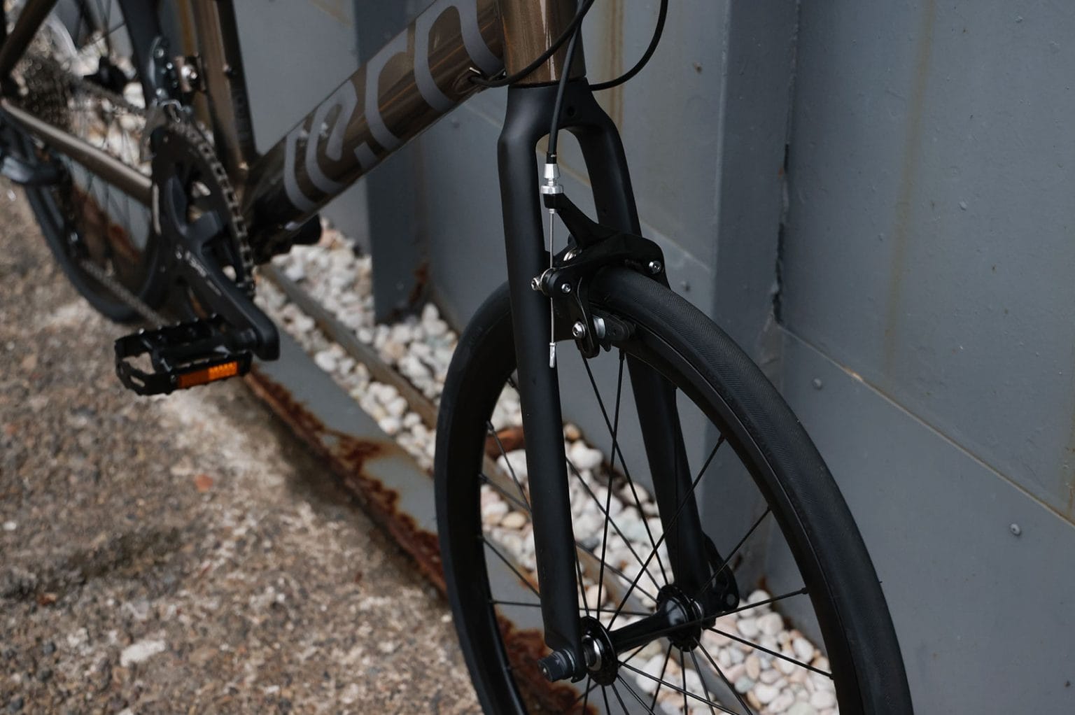 TERN ( ターン ) ミニベロ（小径車） SURGE ( サージュ ) ノイジー