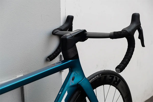 FELT AR Advanced 105