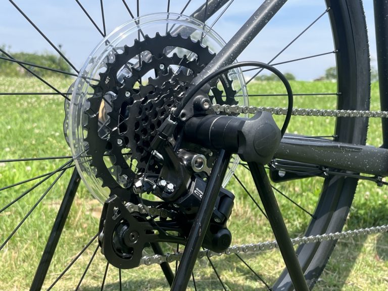 TREK FX�V���[�Y